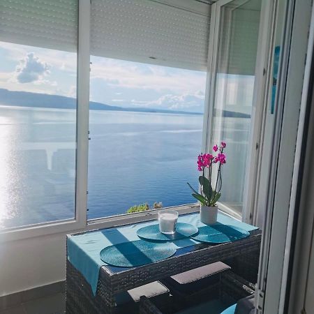 セニSuzana Beautiful Balcony Sea View 1アパートメント エクステリア 写真